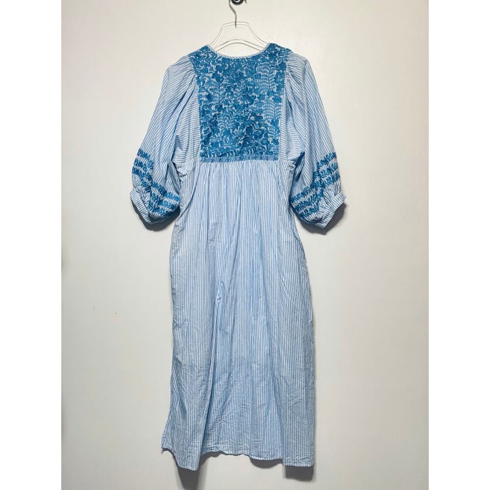 J. Marie Tristen Embroidered Midi Dress in Blue Stripe Size Medium - Picture 4 of 6